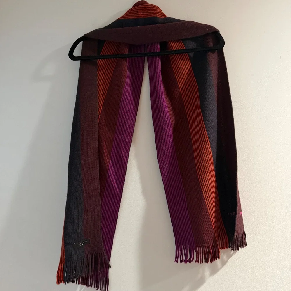 Ted Baker Scarf Mens OS Multicolored 60x11in Ribbed Knit Striped Fringe Logo